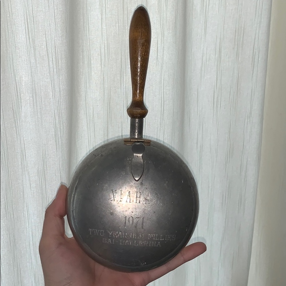 Vintage silver crumb catcher
